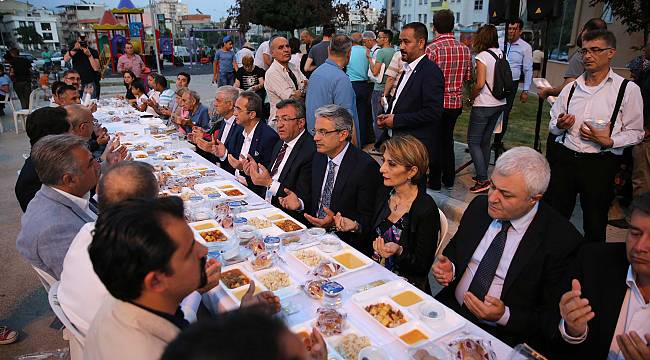 Örnekköy’de 2 bin kişilik iftar sofrası