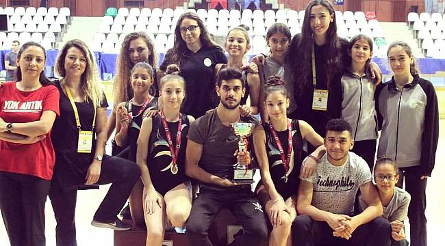 Trampolin Cimnastik’te Bornova damgası