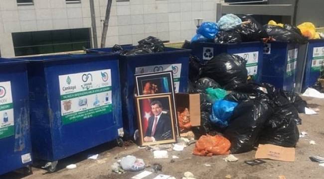 "Ahmet Davutoğlu'nun portresi Meclis çöplüğüne atıldı" iddiası