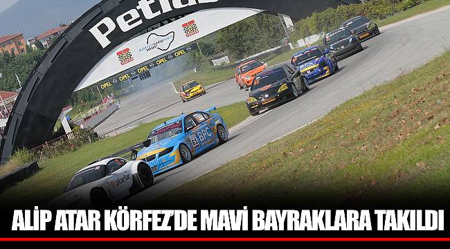 ALİP ATAR KÖRFEZ’DE MAVİ BAYRAKLARA TAKILDI