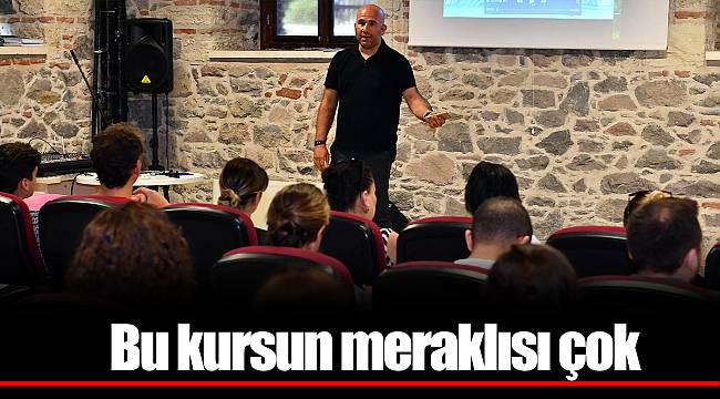 Bu kursun meraklısı çok