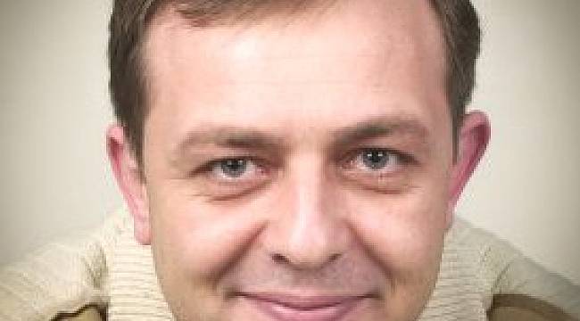 Gazeteci Seçkin Öner: 'Lider lazım' diye ilk zorda sınıfta kalan adamdan, lider icat edilmez…