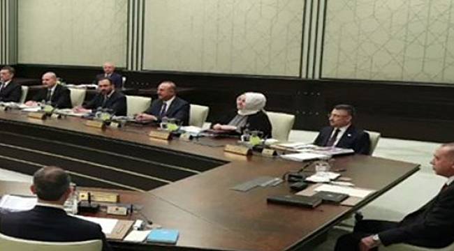 İki bakanın daha yardımcıları belli oldu