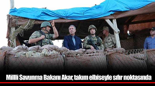Millli Savunma Bakanı Akar, takım elbiseyle sıfır noktasında