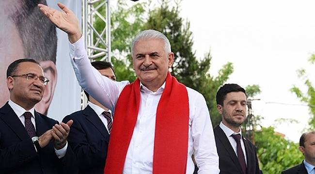 Son Başbakan'dan Habertürk yorumu: Birini kapattık, biri kaldı