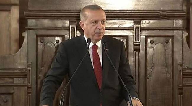Yeni sistemin ilk kabinesi için eski Meclis'te tören; "Öfkemiz milletimizin öfkesidir"