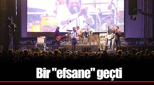 Bir "efsane" geçti