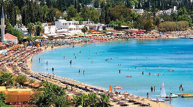 Bodrum'da bir işletme müdiresi: Günü 3-5 çayla geçirip 10-15 TL ile şezlong kullanabileceğini sanan gerzeklere az