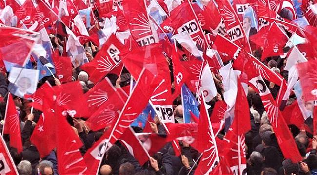 CHP Karabağlar’da şok istifalar!