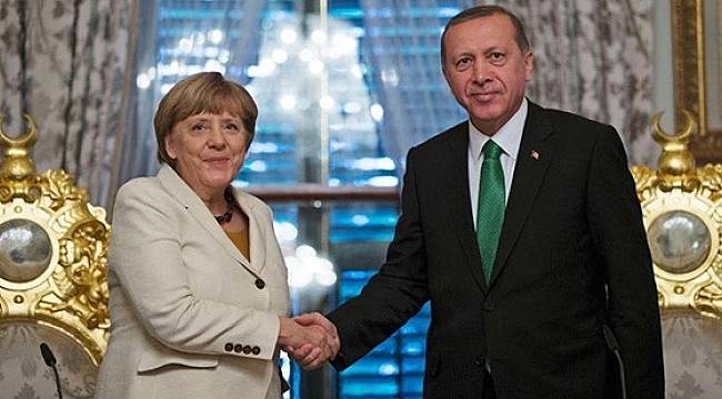 Cumhurbaşkanı Erdoğan'la telefonda görüşen Merkel: Türkiye ekonomisinin güçlü olması Almanya için önemli