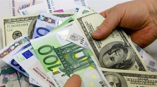 Dolar 5.46'ya yükseldi, yeni rekor kırdı