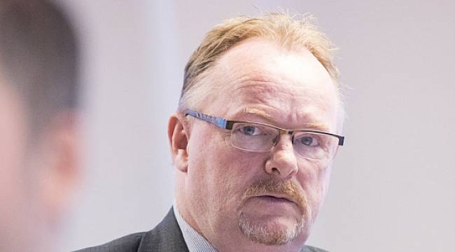 İran ve Çin'e 'haber vermeden giden' Norveç Balıkçılık Bakanı istifa etti