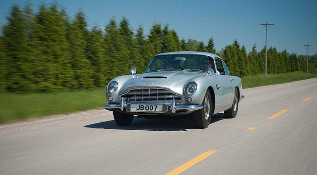 James Bond’un efsane otomobili yeniden üretiliyor!