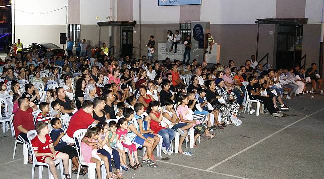 Konaklılar açıkhava sinemayı sevdi