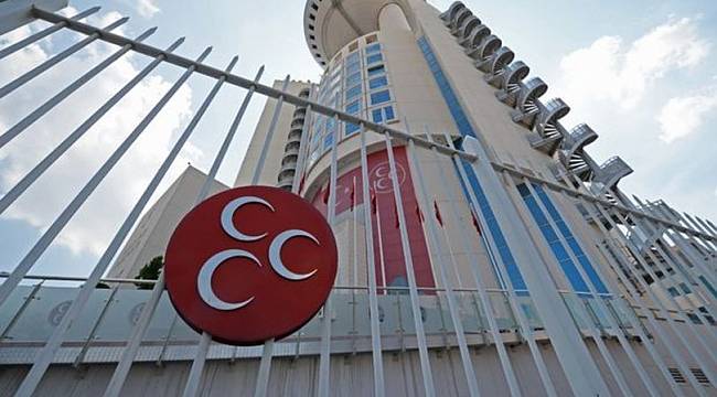 MHP Genel Merkezi önünde nöbet tutan polis yaralandı