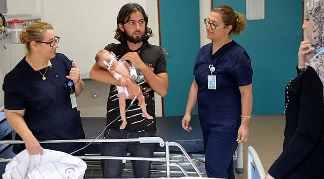 Önce sağlığına sonra babasına kavuştu