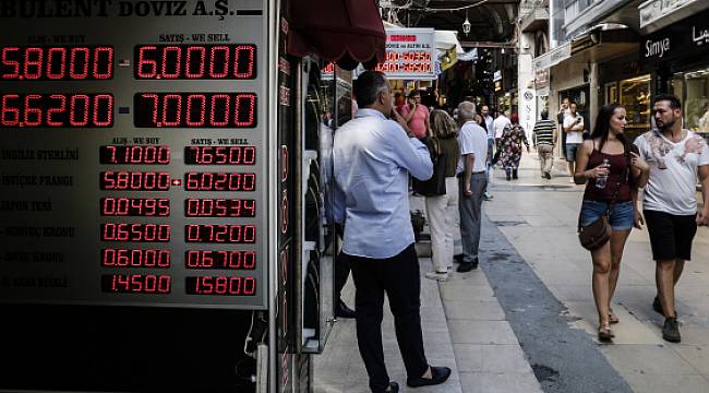 Türk Lirası'ndaki düşüşü durdurmak için Türkiye'nin seçenekleri neler?