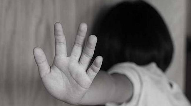 17 yaşındaki lise öğrencisi, babasının istismarından polise sığınarak kurtuldu