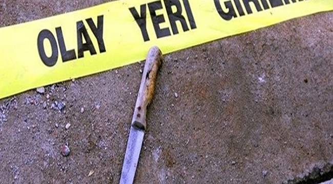5 kişiyi bıçaklayıp kendisini odaya kilitledi
