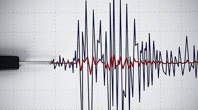 Akdeniz'de 4.5 büyüklüğünde deprem: Tatil beldesinden de hissedildi!