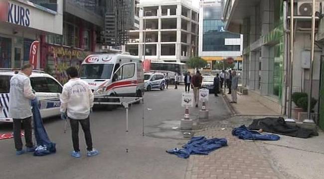 Çekmeköy'de polis ve astsubay sokak ortasında çatıştı: 1 ölü, 2 yaralı