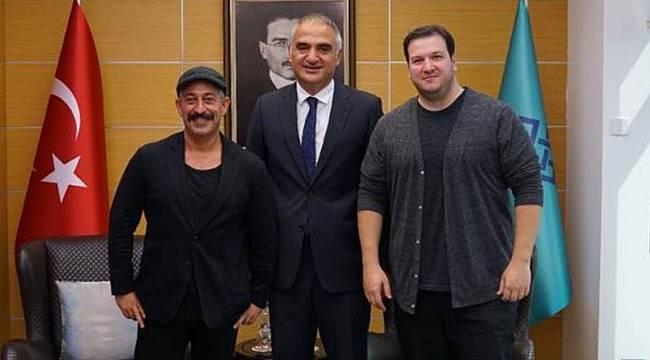 Cem Yılmaz ile Şahan Gökbakar yıllar sonra aynı karede