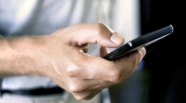 Cep telefonu konuşma ücretleri düştü