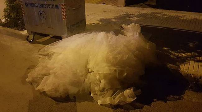 Düğün gecesi şoke eden olay! Gelinlik çöpe atıldı