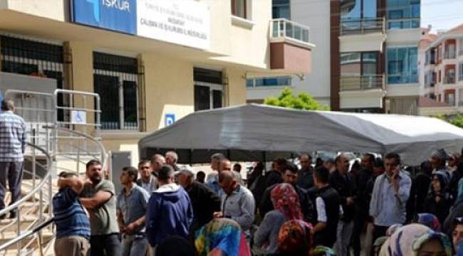 “Hükümet yerel seçim öncesi 80 bin kişiyi işe alacak” iddiası