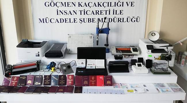 İranlı sahtecilik profesörü yakalandı