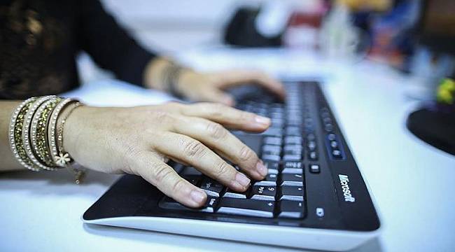 Kadınlarda istihdam oranı artıyor