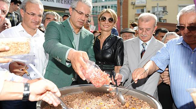 Karşıyaka'da 'aşure' bereketi