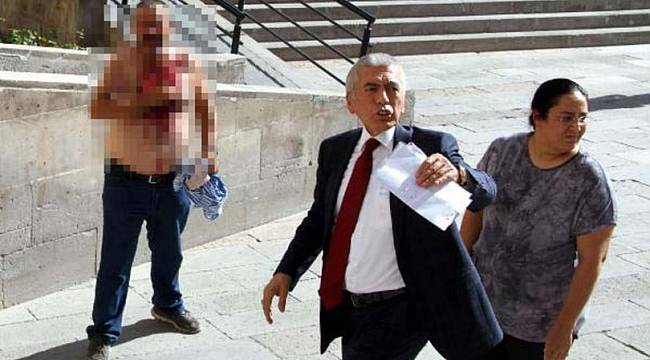 Kendini yaralayan uyuşturucu bağımlısını vali yardımcısı ikna etti