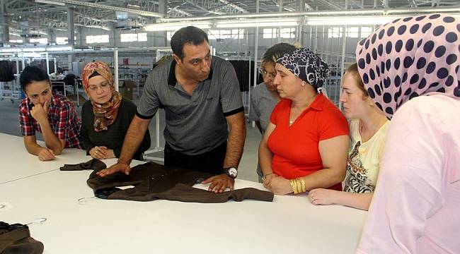 Köy köy dolaşıp fabrikaya işçi arıyorlar