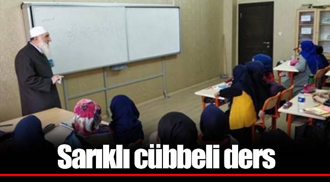 Sarıklı cübbeli ders