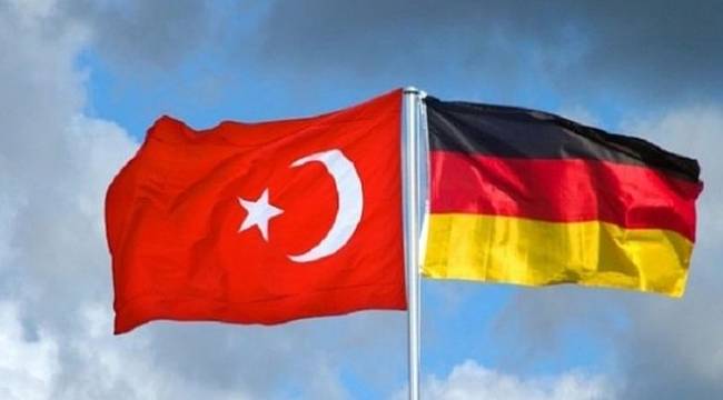 Türkiye'den Almanya'ya yüzlerce yakalama talebi
