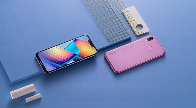 Yüksek grafik işlem gücüne sahip Honor Play tanıtıldı