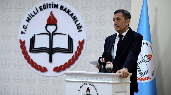 Ziya Selçuk 'en başarılı' müdürlerle bir araya geldi