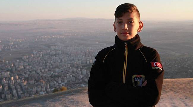13 yaşında 2 bin metreden uçuyor