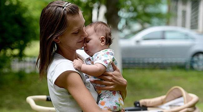 Anne sütü alan bebekte lösemi riski yüzde 20 azalıyor