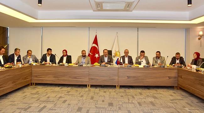 Başkan Şengül, 30 ilçenin koordinatörlerini dinledi, çalışmalarla ilgili rapor istedi