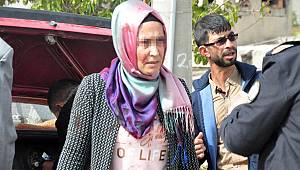 Boşanma davası çıkışı taşla saldırdı!