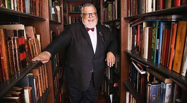 Celal Şengör: Dışkımı yedim!
