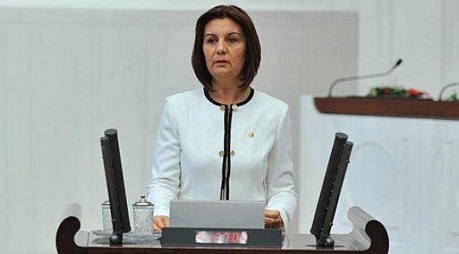 CHP'den 'ihtiyaç fazlası öğretmen' eleştirisi