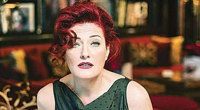Doktorlardan Candan Erçetin'e tepki; salonu terk ettiler