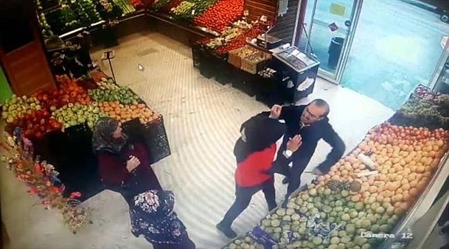 "Hayır" diyen genç kıza markette dehşet yaşattı!