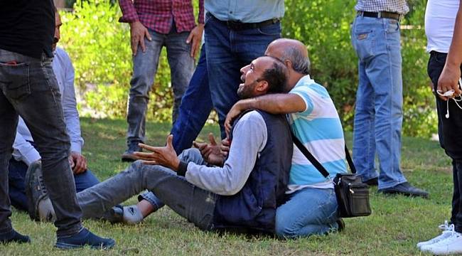 İki oğlunun boğularak hayatını kaybettiğini morgda öğrendi, sinir krizi geçirdi