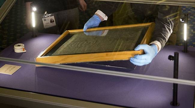 Katedralden orijinal Magna Carta'yı çalmaya çalıştı