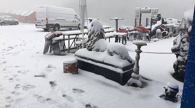 Kocaeli'ndeki kayak merkezi Kartepe'ye ilk kar düştü!