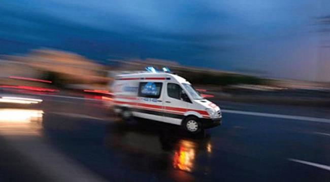 Mersin'de askeri araç devrildi: Yaralılar var